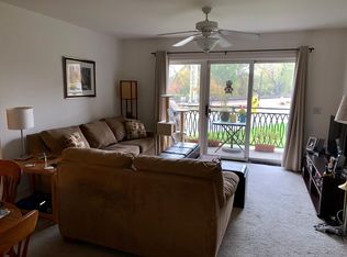 450 Western Ave #205, Des Plaines, IL 60016