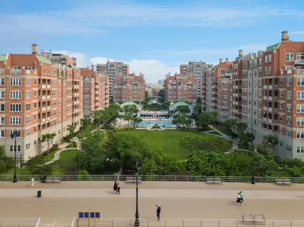 155 Oceana Drive East image 1 of 21