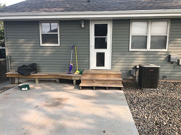 View of the back of the home