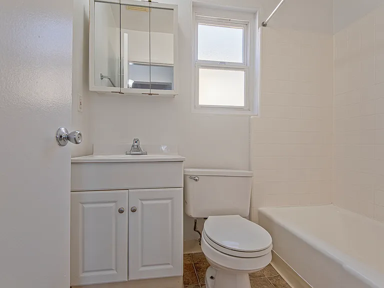 5843 W 88th St — Photo 35