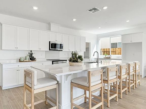 2nd image of 8628 Sagebrush Ave