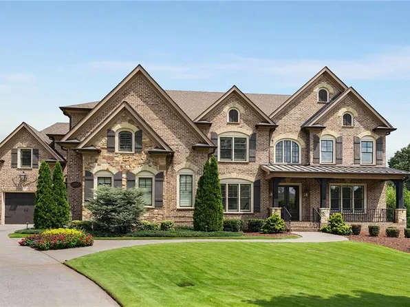 12535 Waters Edge Dr, Milton, GA 30004