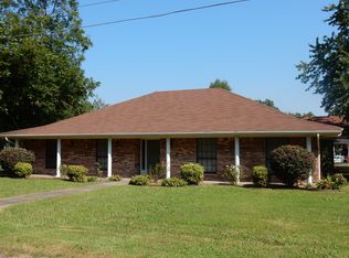 318 E 3rd St, Lonoke, AR 72086