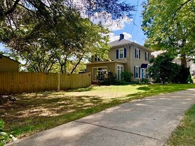 803 W 4th St, Williamstown, WV, 26187