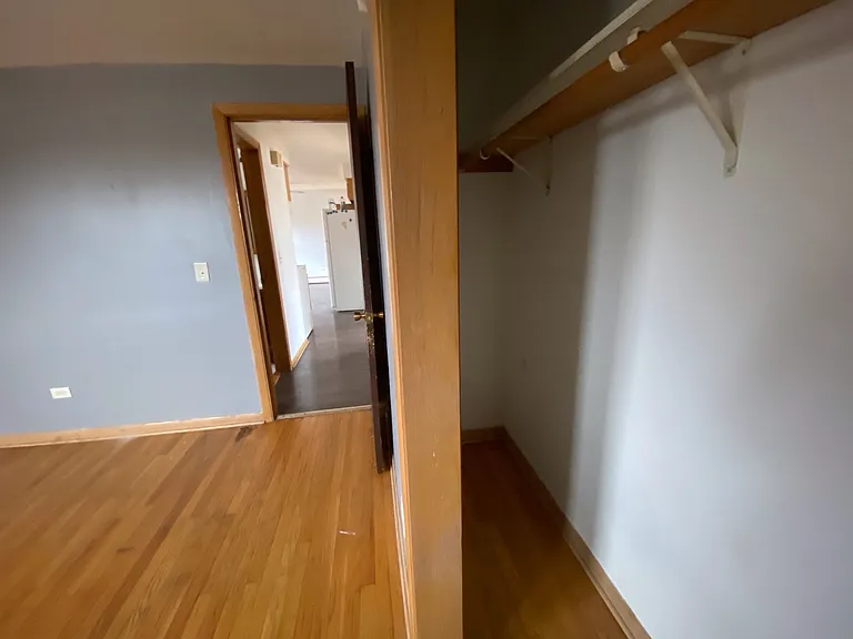 3601 N Oconto Ave — Photo 9