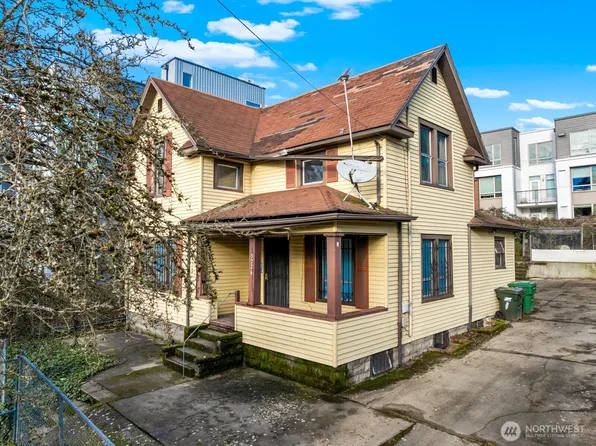 3226 S Edmunds Street, Seattle, WA 98118