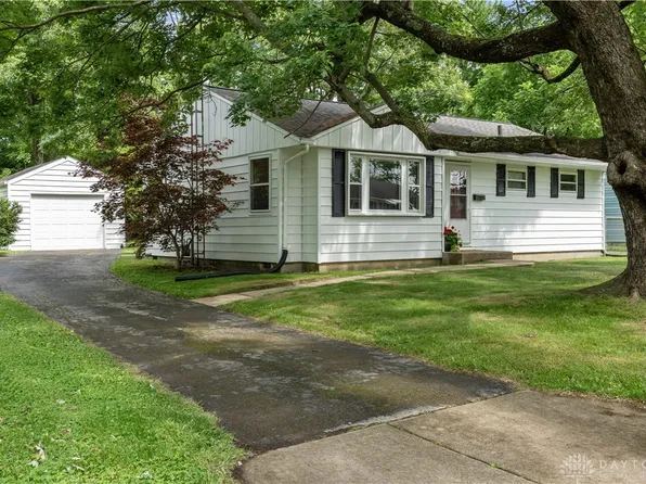 298 Linton Dr, Wilmington, OH 45177