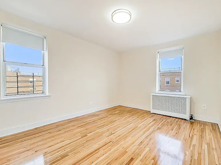 2100 Cropsey Ave #4J — Photo 4