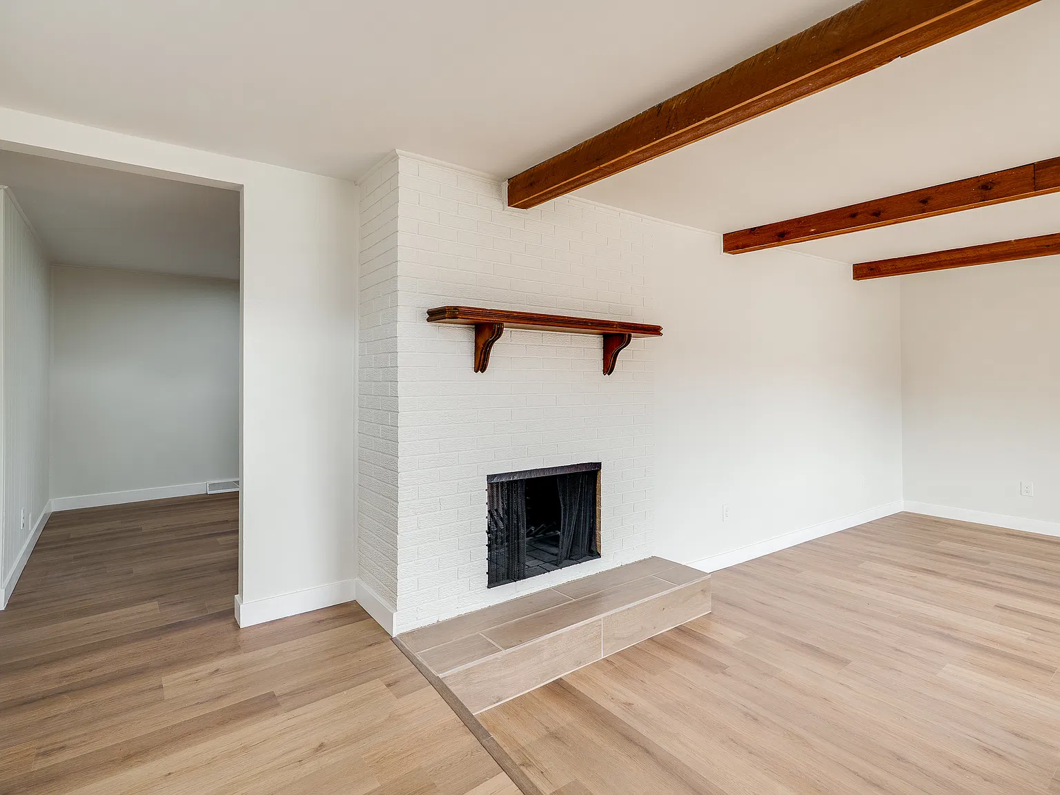 3 bed, 1572 sqft, $2,395 — Photo 2