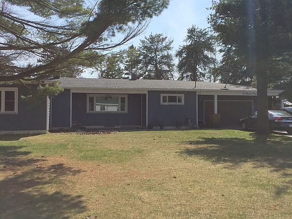 3rd image of 112 E Wright Pl