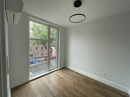 Rented by Spot It Realty LLC | media 5