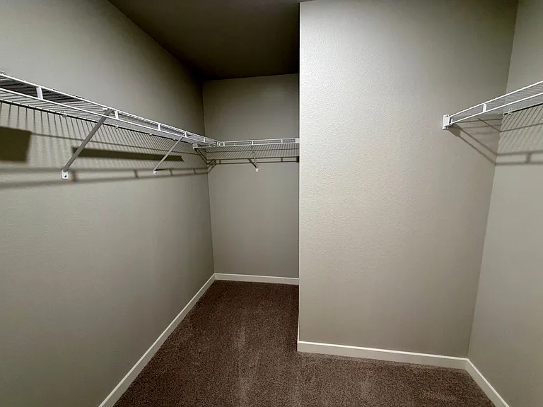 1353 Reynolds St #18E — Photo 22