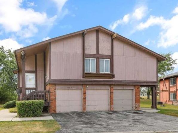 744 Manteca Ct APT 4, University Park, IL 60484