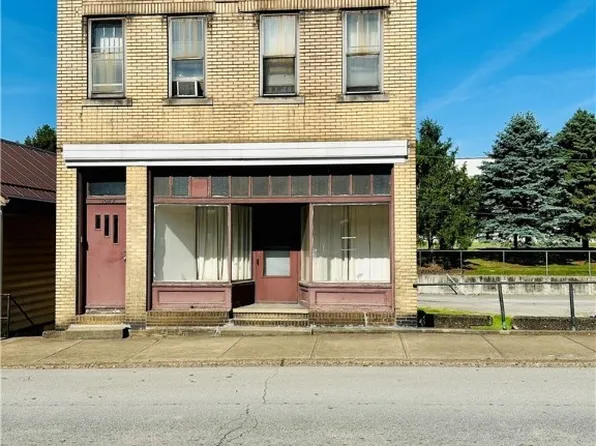 1045 Main St, Follansbee, WV 26037