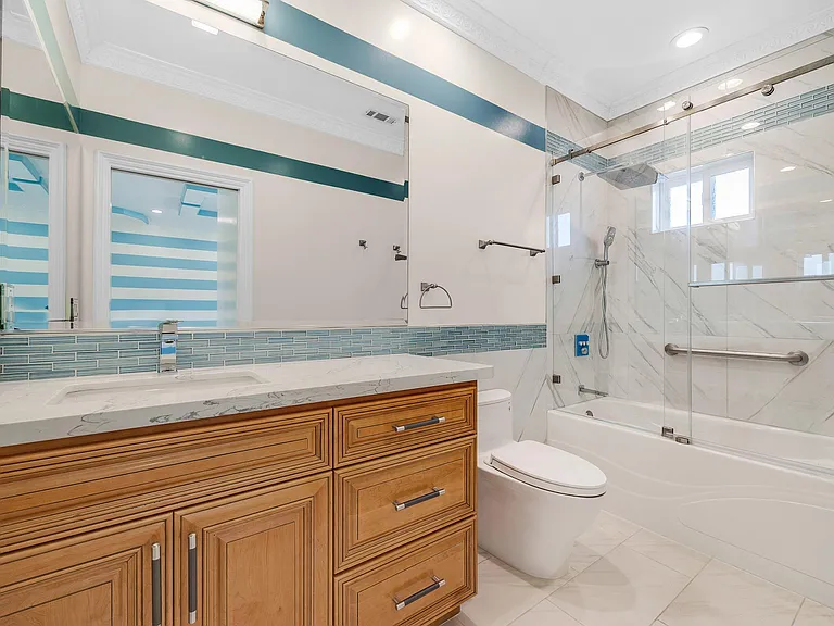 320 Tennyson Rd — Photo 28