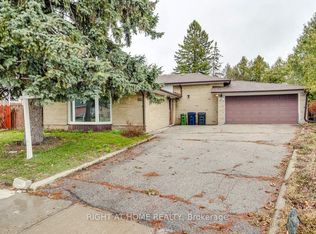 22 Sheva Ct, Toronto, ON