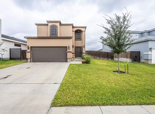 10022 Apparitions Dr, Laredo, TX 78045