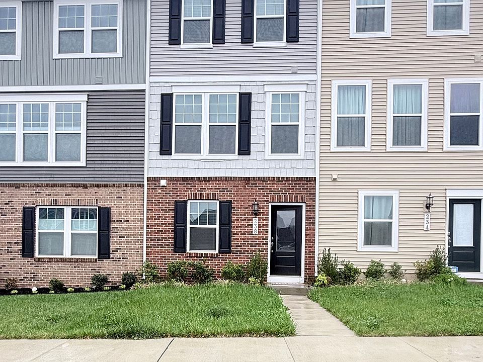 1st image of 238 Coolidge Ave