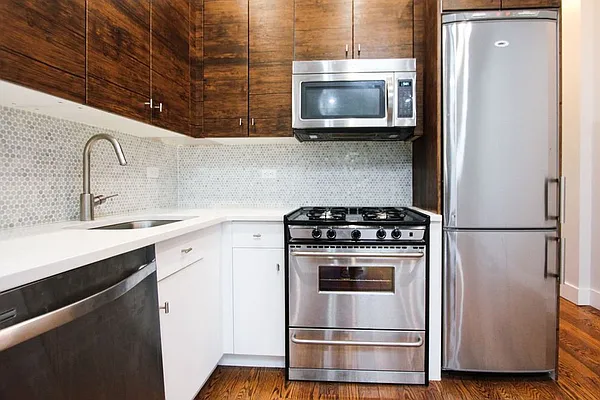 Rented by Bold New York | media 7