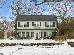 64 Forest Ave, Glen Ridge Boro Twp., NJ 07028