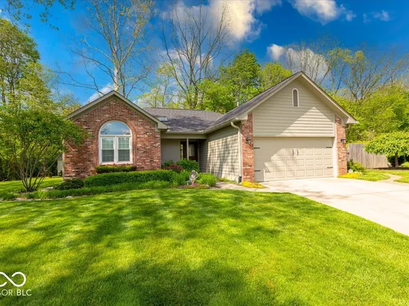 1120 Crystal Ct, Avon, IN 46123