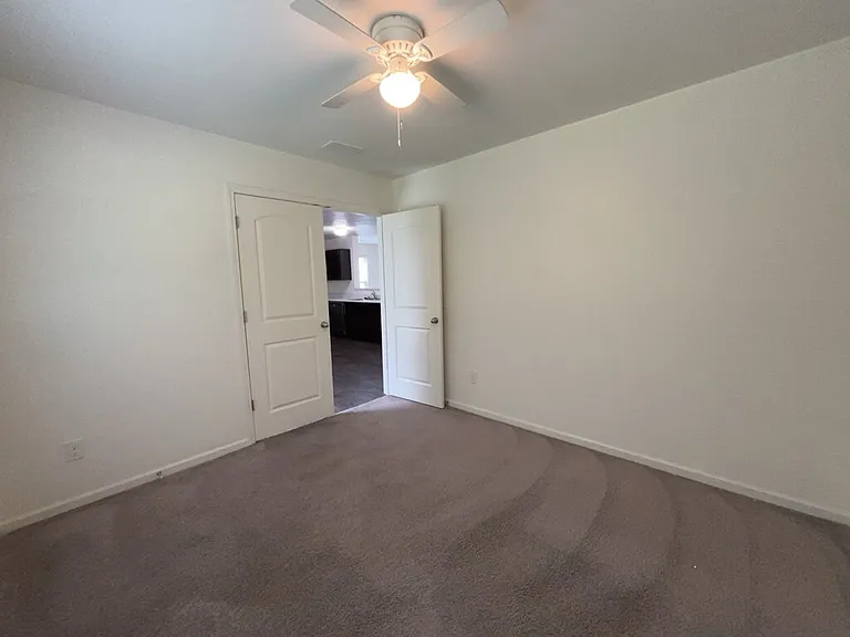 114 Rockingham Way — Photo 10