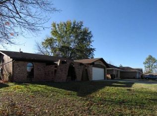 5306 Iris Cir, Bossier City, LA 71112