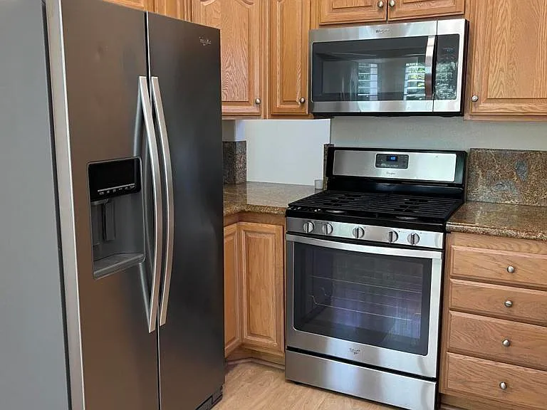 255 Skyline Dr — Photo 10