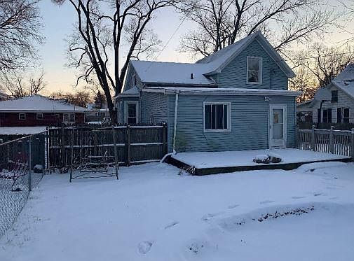 2nd image of 1111 Catherine St