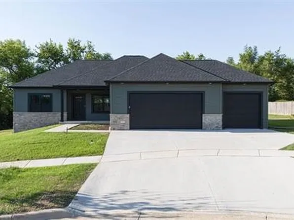 2345 Pow Wow Trl, Beloit, WI 53511