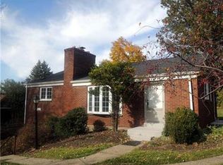 1340 Pinewood Dr, Pittsburgh, PA 15243