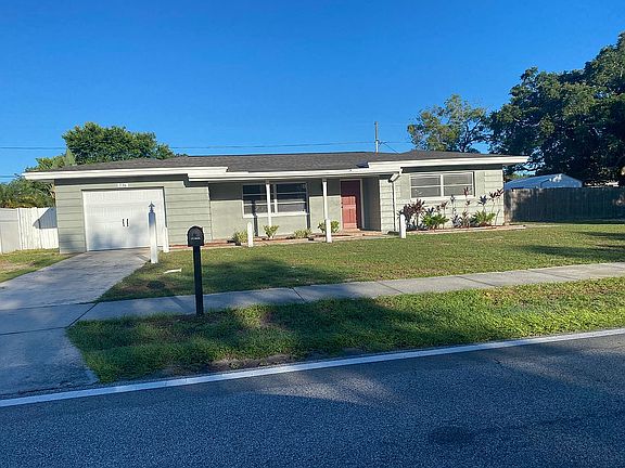 4th image of 726 Patricia Ave