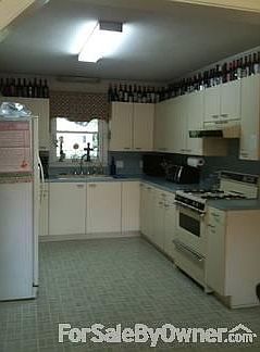 2nd image of 312 Montrose Ave