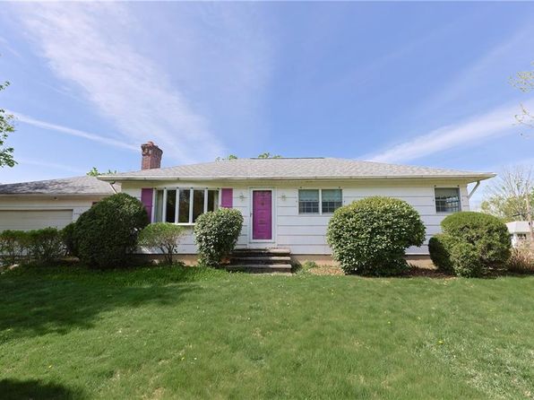 22 Dwight St, Cumberland, RI 02864