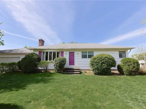 22 Dwight St, Cumberland, RI 02864