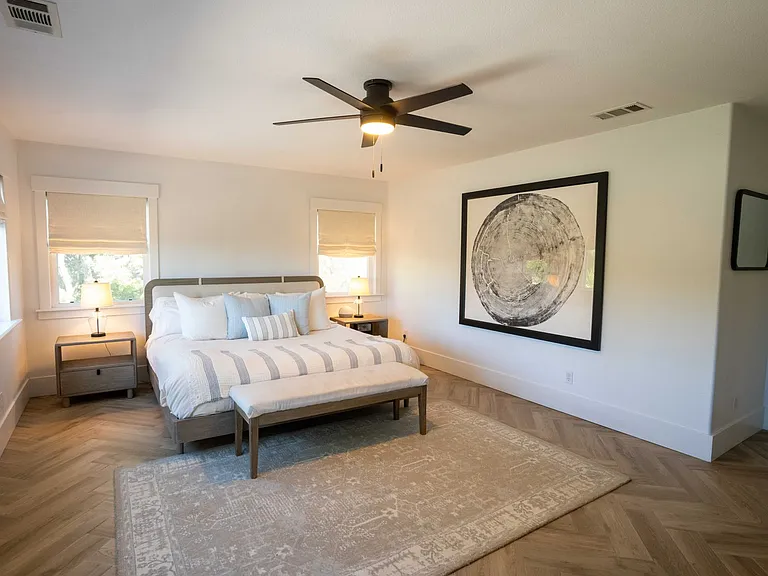 33896 Calafia St — Photo 23