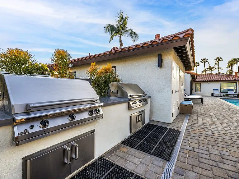 BBQ grills