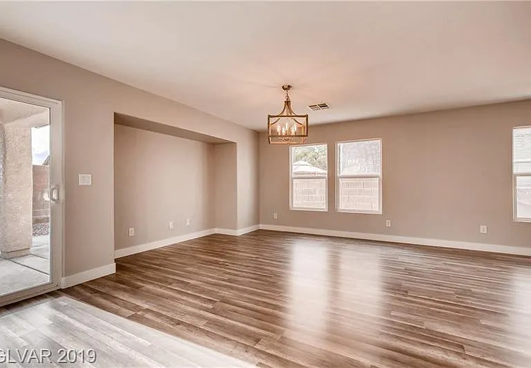 8645 Palomino Ranch St — Photo 4
