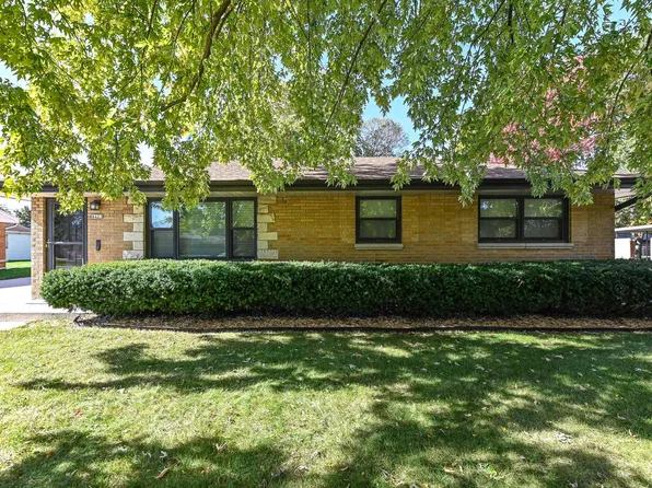 4421 South 62nd STREET, Greenfield, WI 53220