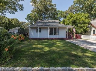 221 Riverside Dr, Bayville, NJ 08721