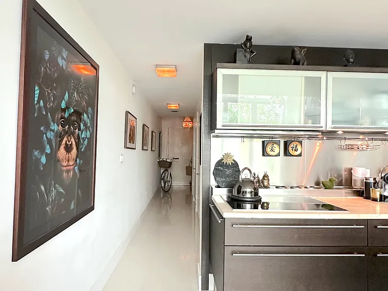 6000 Collins Ave #509 — Photo 17