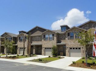 8727 Brown Pelican Cir, Navarre, FL 32566