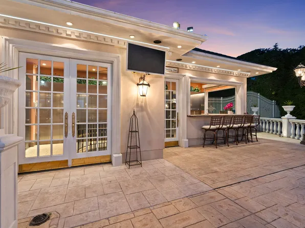 51 Romer Road image 77 of 92