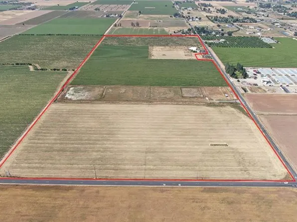 23031 N Bruella Rd, Acampo, CA 95220