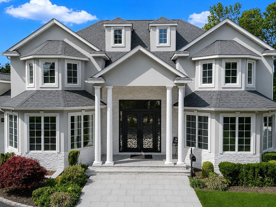 68 Maple Avenue, Bethpage, NY 11714 | MLS #999787 | Zillow
