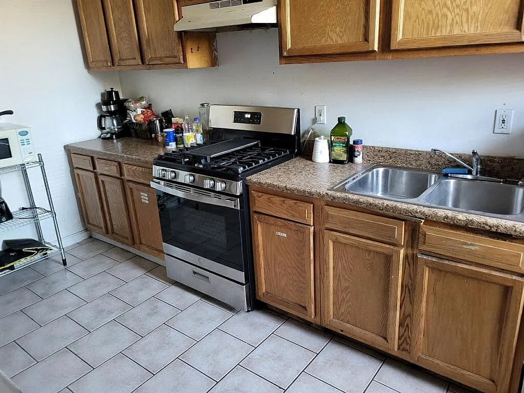 1 bed, $500 — Photo 4