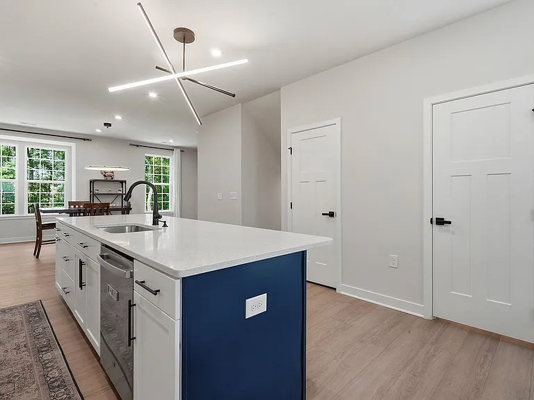 131 Callowhill Ln — Photo 11
