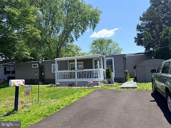 2nd image of 202 Florida Ave