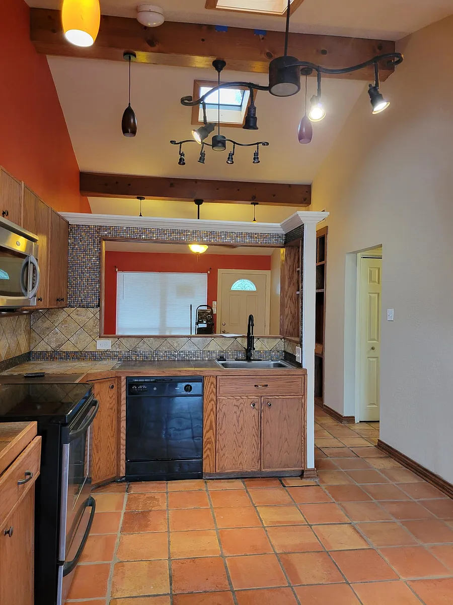 Building Photo - 6507 Spring Lark St