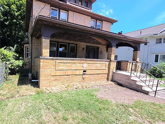 2nd image of 330 W 28th St